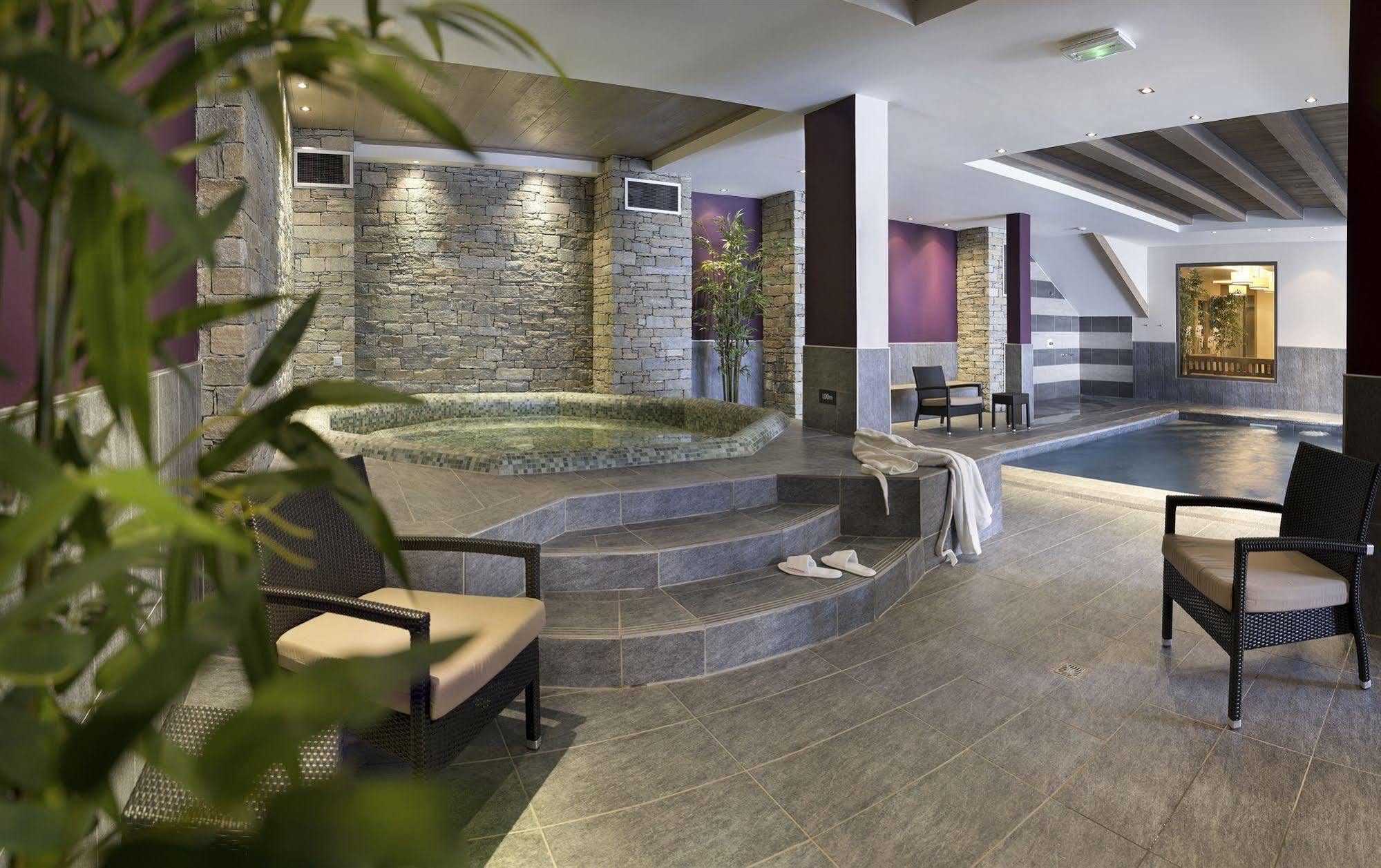 Cgh Residences & Spas Le Chalet Des Dolines モンジェネヴル エクステリア 写真